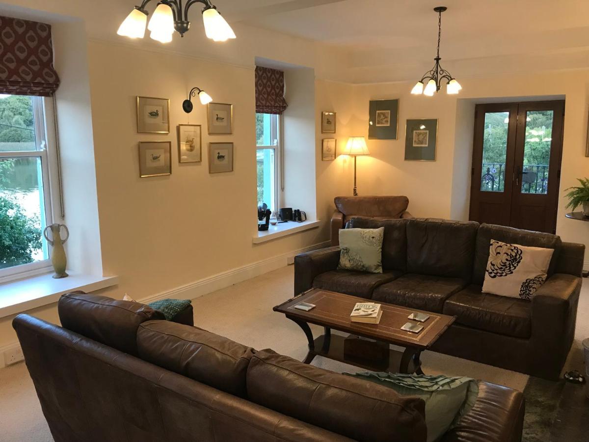 Riverbank House Bed And Breakfast Innishannon 外观 照片
